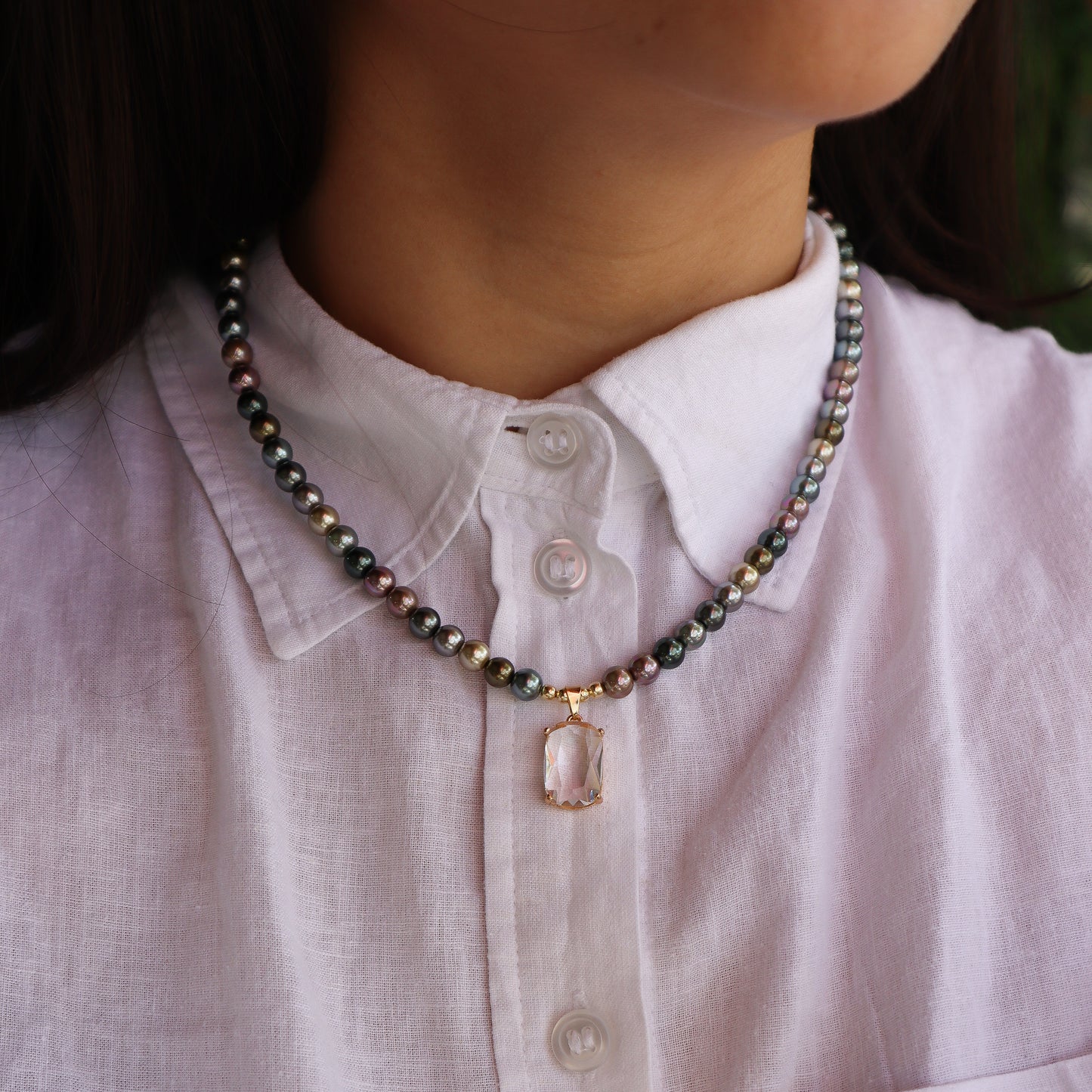 Collar perla cheka