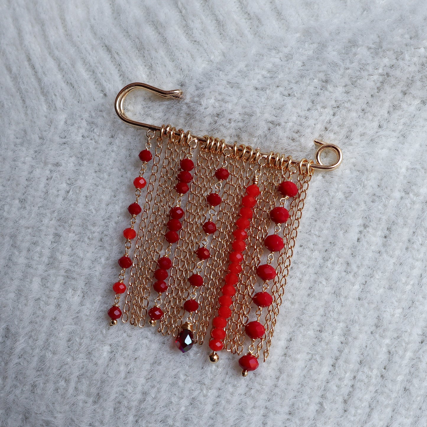 Broche Encanto rojo