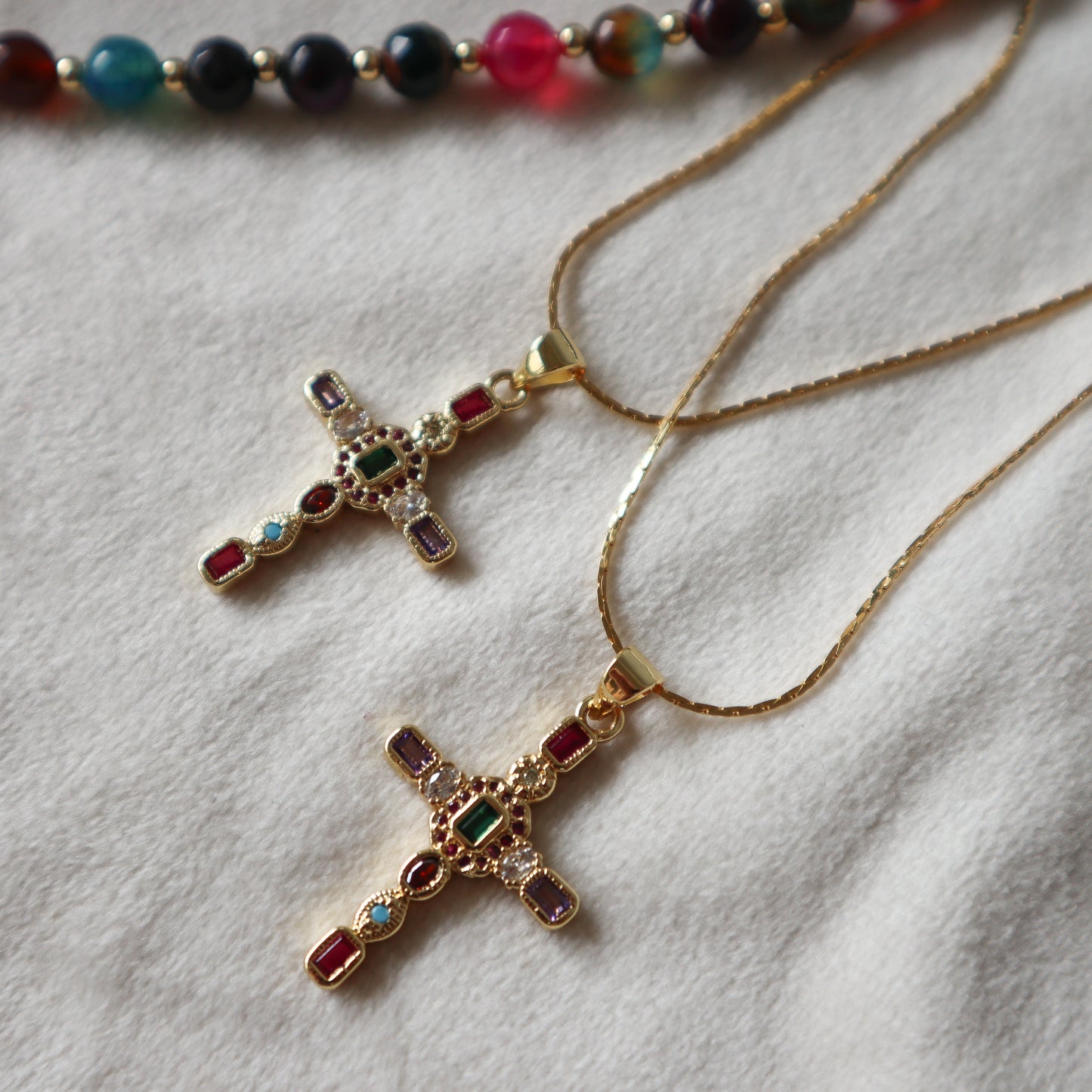 Cruz Color gold
