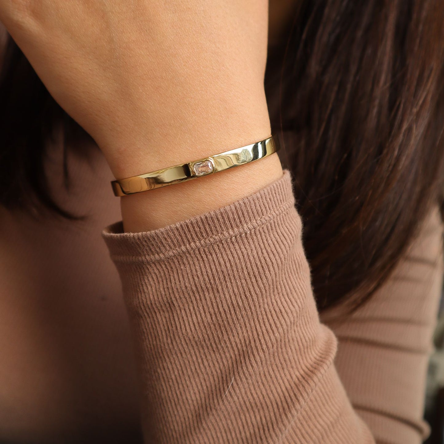 Brazalete Rígido Liso con detalle circón