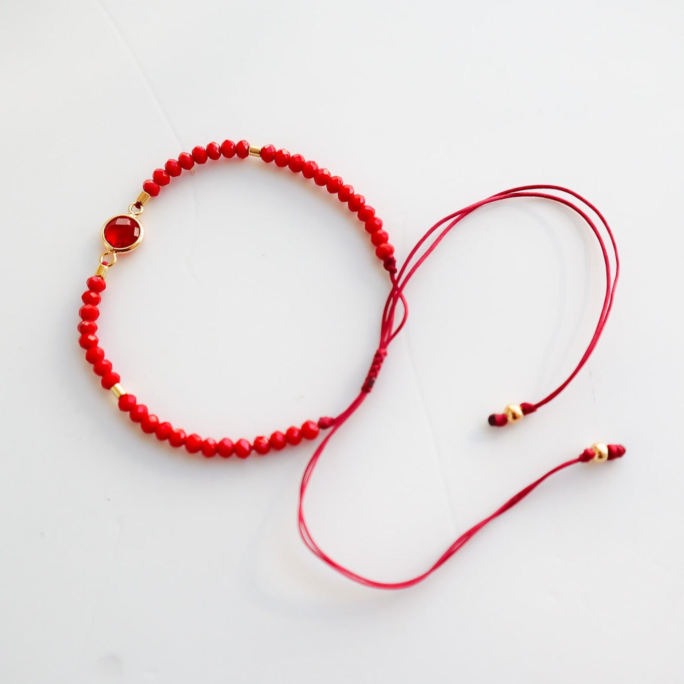 Brazalete Hilo Rojo