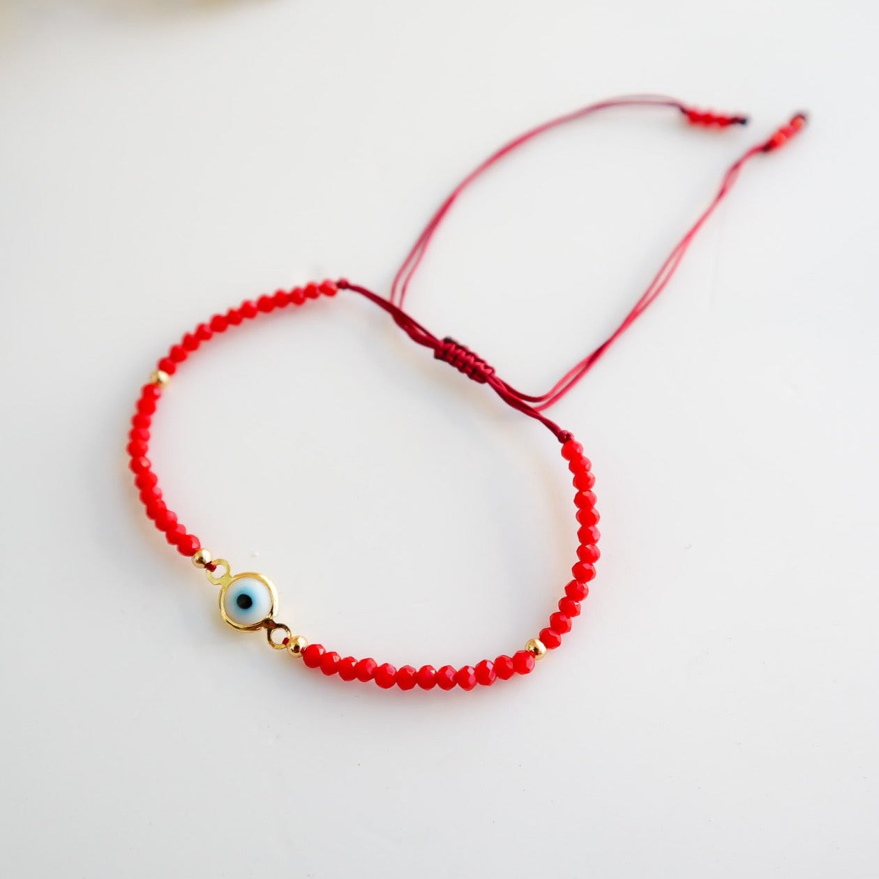 Brazalete Hilo Rojo