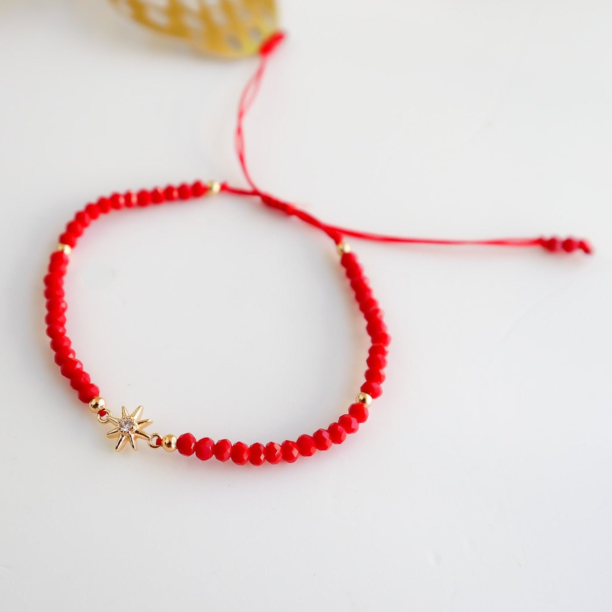 Brazalete Hilo Rojo