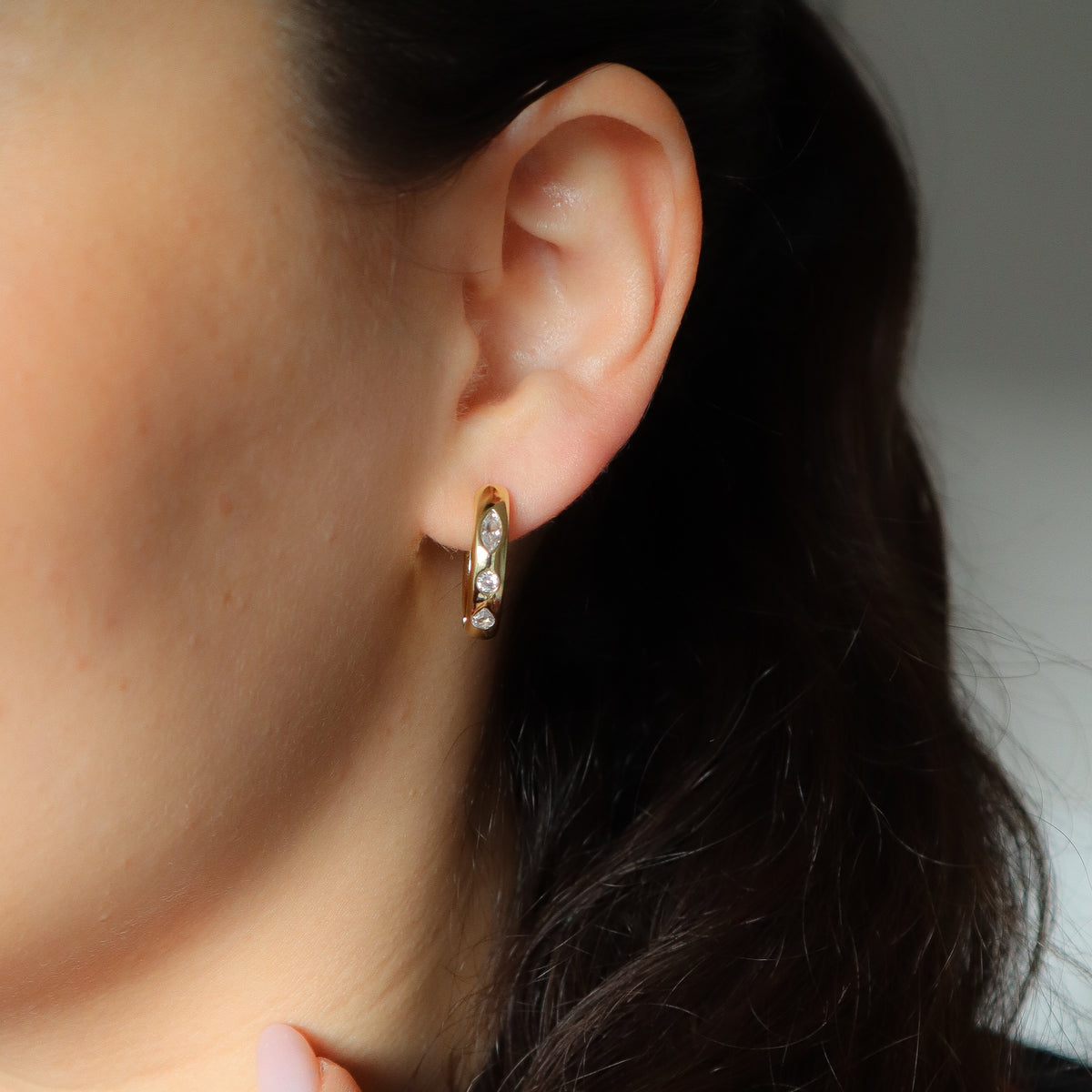 Argollas tres circon
