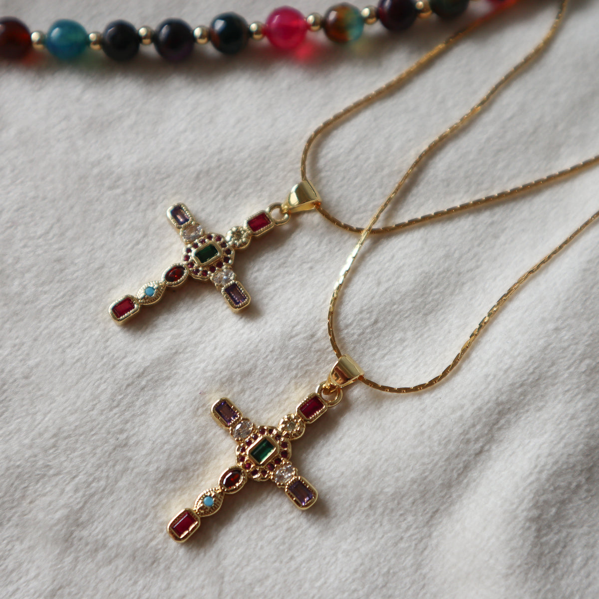 Cruz Color gold