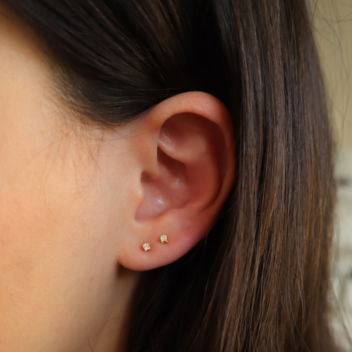 Aros mini circón dorado