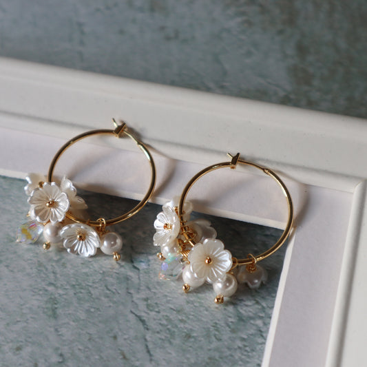 Argollas floreadas grande