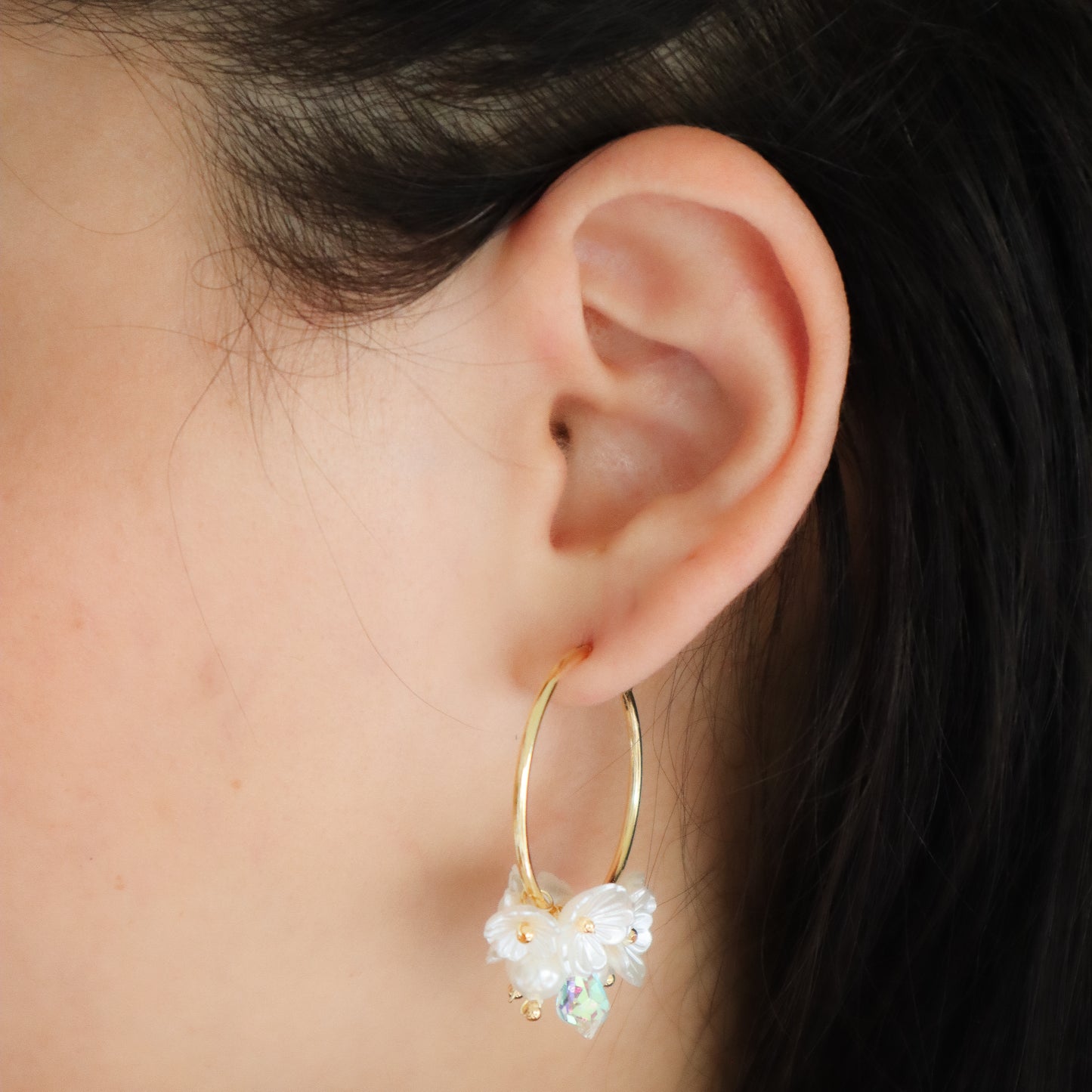 Argollas floreadas grande